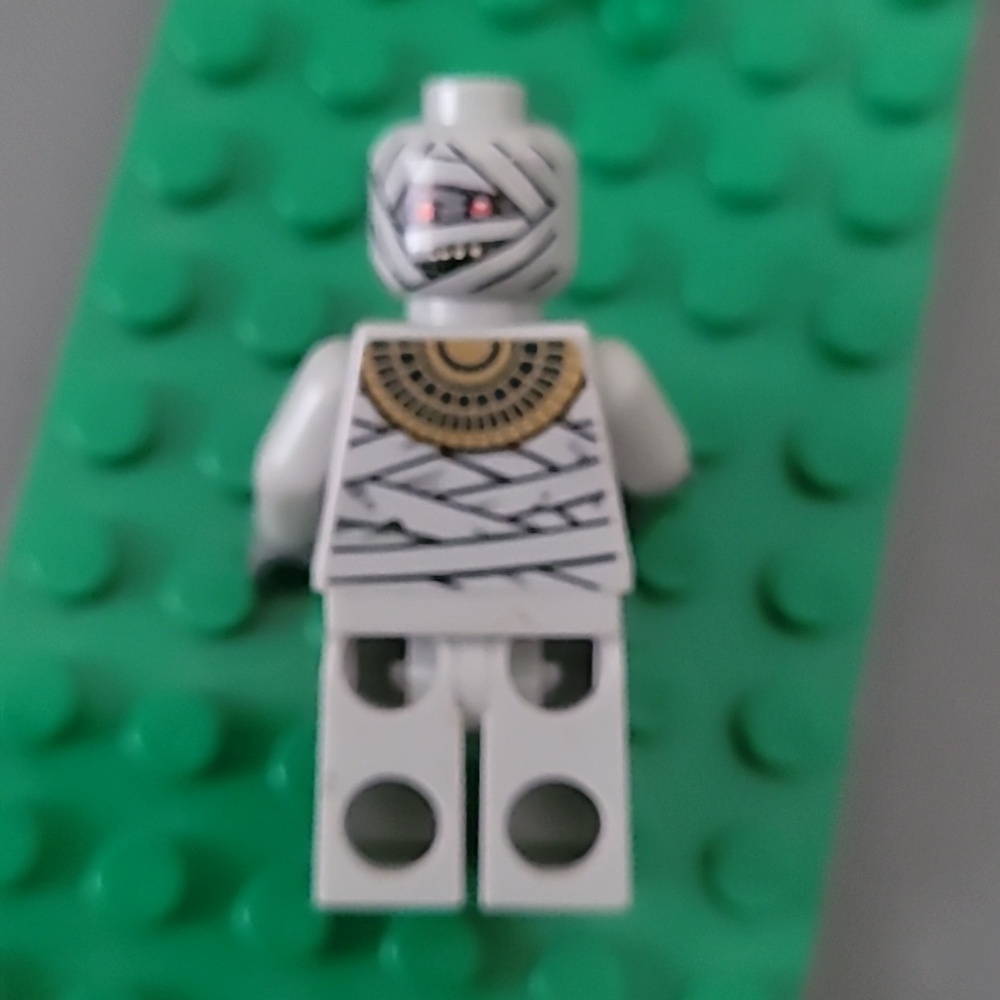 Lego Pharoa's Quest Mummy Warrior Figure - Picture 5 of 5